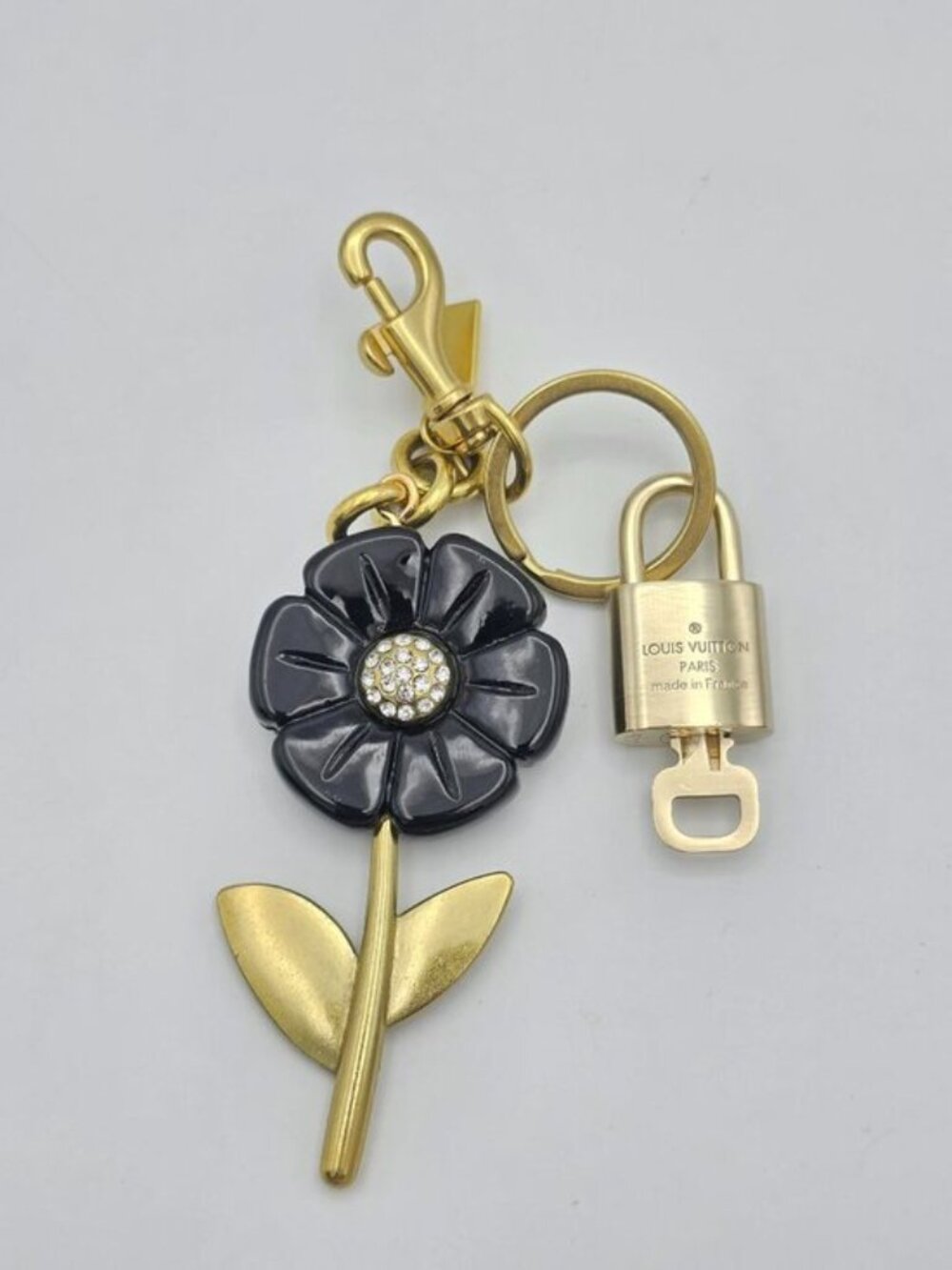 Authentic Louis Vuitton Padlock Goldkey Set + Unbranded Flower Keychain Charm View 4